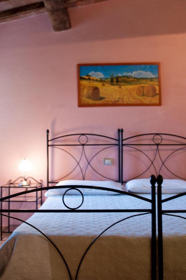 Agriturismo Villa Felice Volterra Cameră foto